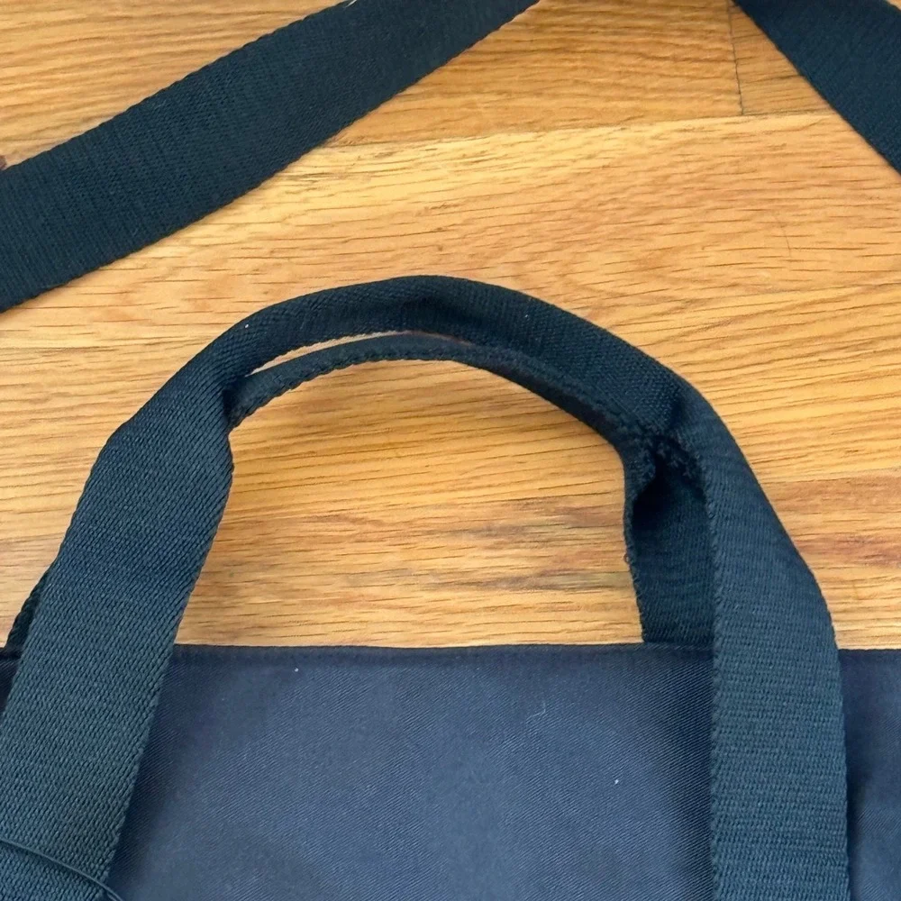 Coach‎ Fragrance Black Nylon Duffle Bag Weekend Travel Carry On Shoulder Strap
